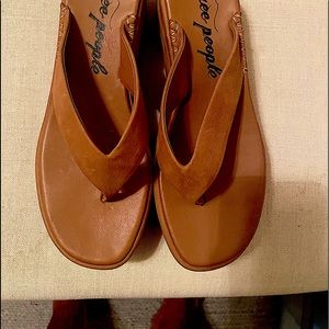 These are great Sandles by Free People. Never worn. Excellent condition